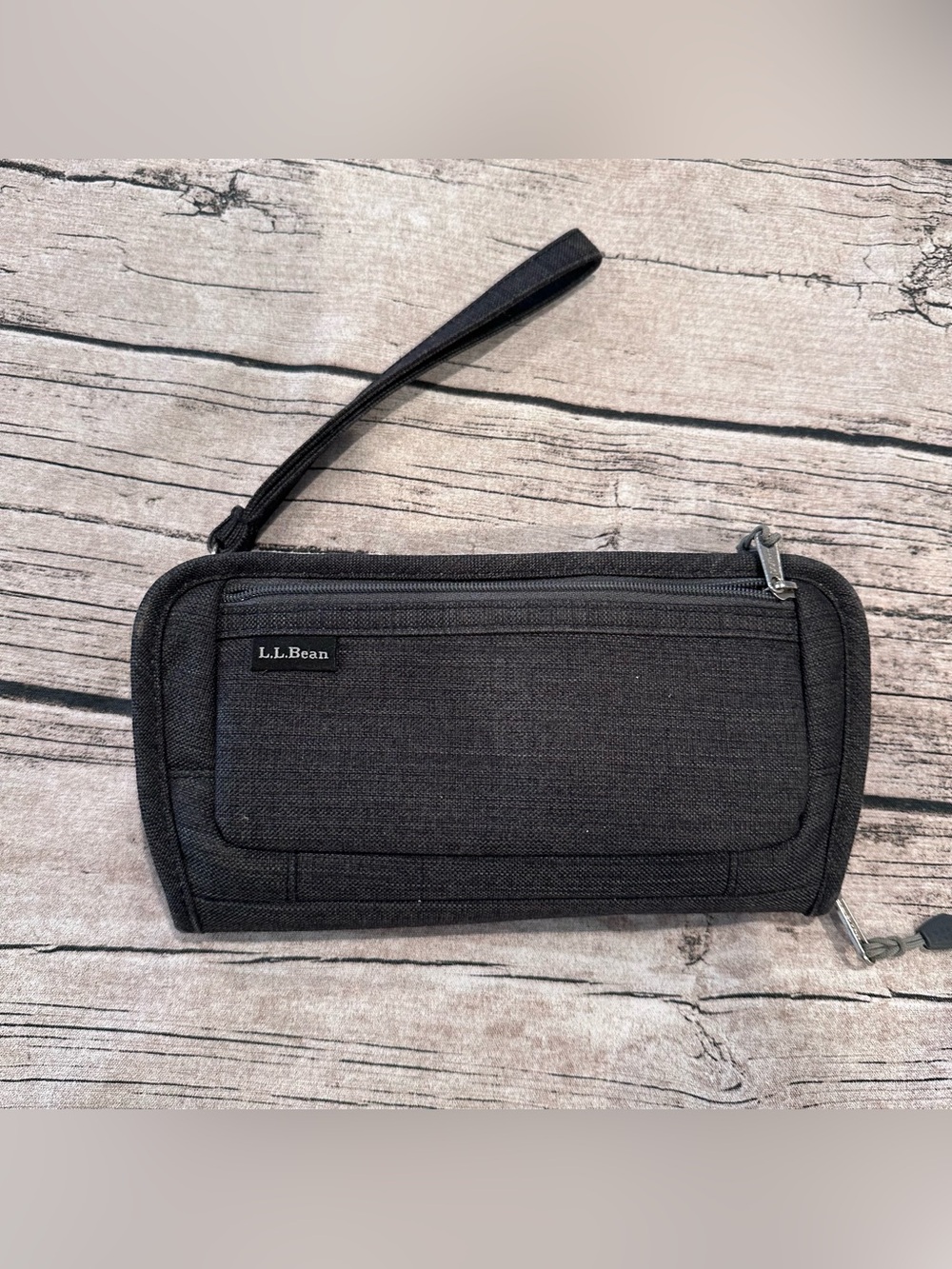L.L. Bean Grey Zip Around Wallet Wristlet Organizer Pouch ~9”x4”